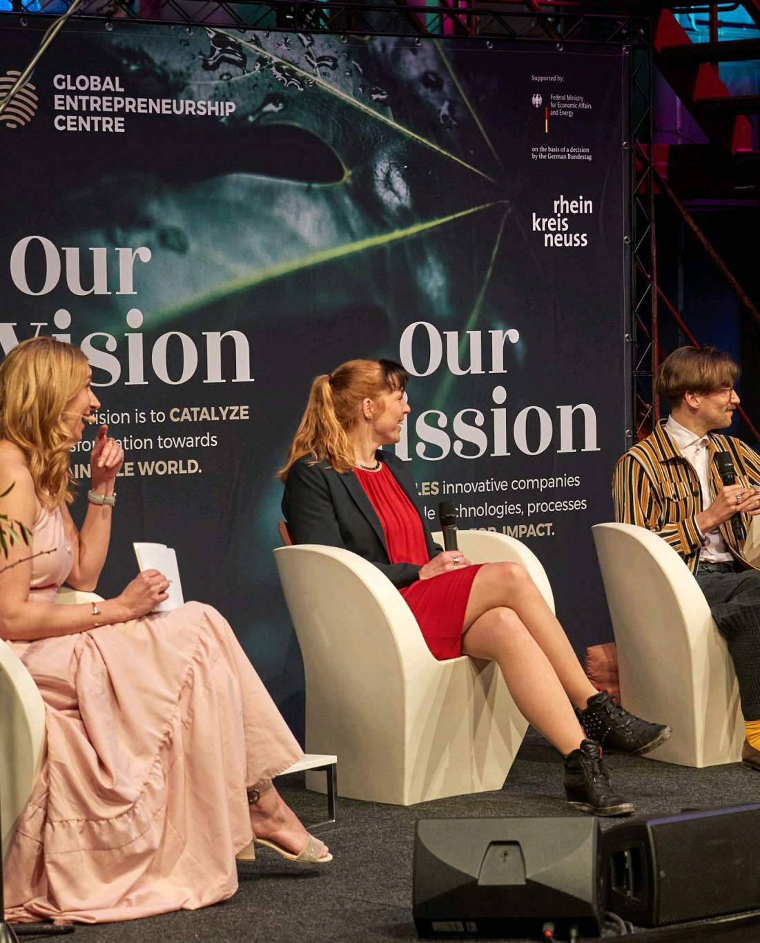 Aniela speaking at the Global Entrepreneurship Centre event